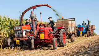 Ensilage à lAncienne  Mengele Hesston PZ Pöttinger John Deere Feraboli [upl. by Aray69]