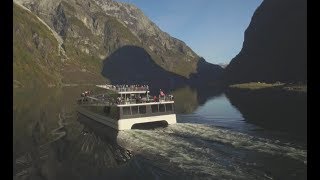 Utslippsfritt battericruise på norske fjorder Naturligvis [upl. by Carlita]