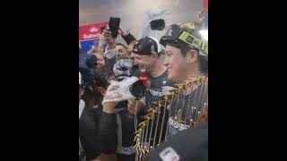 Shohei Ohtani tries out the new hardware WorldSeries [upl. by Aborn]