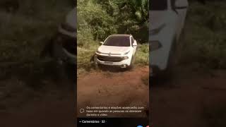 UM FUSCA PUXANDO UMA FIAT TORO EU NUNCA VI ISSO [upl. by Hanfurd221]