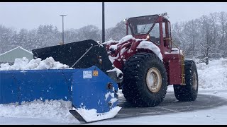 50 Year Old Large Wheel Loader Plowing 15 Inches of Snow [upl. by Ransell]