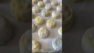 Snow skin mooncake the dough is made with mochi😍🌕a must have for mid autumn festival [upl. by Vinson]