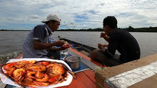 Petualangan mancing hingga bermalam dan masak udang asam manis di perahu sampai pulang ditarik teman [upl. by Waterer567]