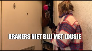 Haagse krakers gooien rotte eieren naar PowNedcrew [upl. by Salahi]