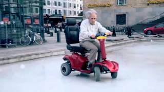 super scootmobiel voor opa [upl. by Ebbie]