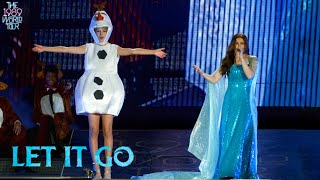 Taylor Swift amp Idina Menzel  Let It Go Live on The 1989 World Tour [upl. by Tezil]