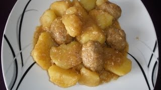 Guiso de albondigas con patatas receta Meatballs with potatoes [upl. by Christian167]