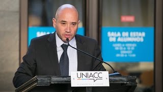 Entrevista a egresado de Derecho de UNIACC Ricardo González [upl. by Nosyt]