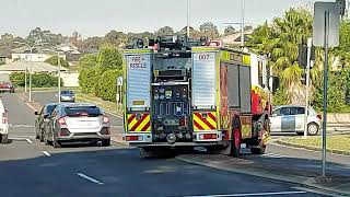 FRNSW Horningsea Park Pumper 007 responding [upl. by Eiffe]