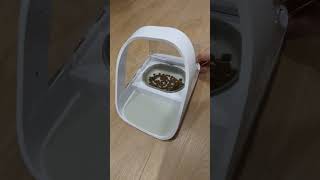 Loud microchip pet feeder [upl. by Sollie]