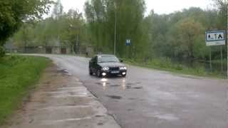 BMW E36 316i sideways practice in rainy day [upl. by Jamie895]