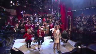 Darlene Love 2012 Christmas Baby Please Come Home The Late Show David Letterman [upl. by Connel]