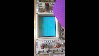 Troubleshoot Tektronix 465B Oscilloscope with Funky Traces [upl. by Gracie203]