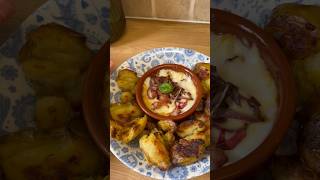 CRISPY roast potatoes with a creamy cheesy dip food sunday roast foodie cooking eating yt [upl. by Tarton266]