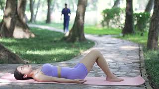 yoga in the park early morning yoga improves emmas flexibility [upl. by Derr]