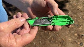 How To Change A Utility Knife Blade Mechanism Explained [upl. by Aremus]