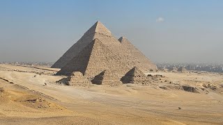 Egypte  les pyramides de Gizeh et le musée du Caire [upl. by Forster]