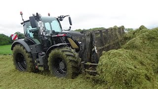 Silage 2022  Buckraking on the Pit with Black Beauty Fendt 724 [upl. by Eleanor]