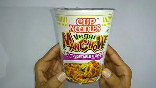 Manchow MaggiCup Noodles Spicy vegetable flavour taste review in Hindi [upl. by Orelee]