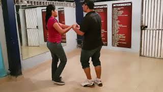 Aprende a Bailar Cumbia Desde CERO En Pareja Video 2 [upl. by Chainey225]