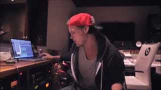 Avicii  Wake Me Up Live [upl. by Standice223]