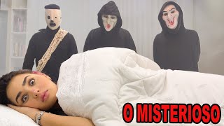 UM MISTERIOSO INVADIU MINHA CASA COMIGO DORMINDO [upl. by Akcimehs]