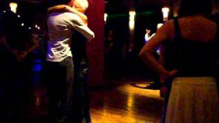 TANGO BUENOS AIRES  MILONGAS BUENOS AIRES  MILONGA CACHIRULO EN EL BESO [upl. by Haydon74]