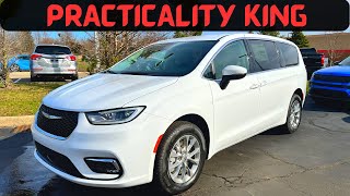 Chrysler Pacifica Touring L AWD  InDepth Look amp Detailed Walkthrough [upl. by Anilet]