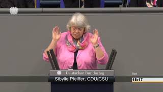 Sibylle Pfeiffer Entwicklungszusammenarbeit mit Afrika Bundestag 18062015 [upl. by Nwahsuq663]