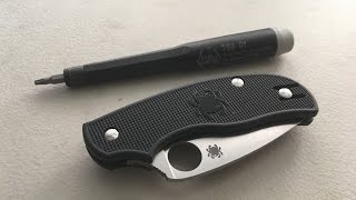 How to disassemble and maintain a Spyderco Urban Pocketknife [upl. by Iphagenia]