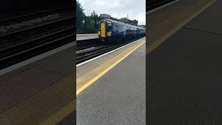 SouthEastern 375736 passing Petts Wood 81024 [upl. by Anirual]