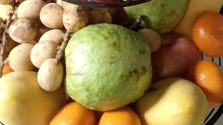 Slicing guavaasmrhealthyfruitssweet [upl. by Arnold748]