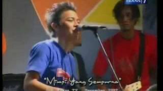 peterpan  1st TV Performancemp4 [upl. by Rumit]