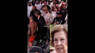 Doña Sofía SE ENFADA por el BESO de Topuria al Rey Emérito [upl. by Leahcimaj964]