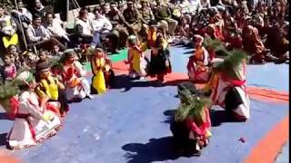 LOCAL DANCE NAATI BY THE GIRLS OF GPS KUTGARH  Kotgarh Pahari natti  Himachli Pahari Lok Geet [upl. by Tur]