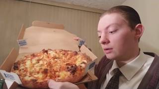 Dominos Buffalo Chicken Pizza  Food Review [upl. by Tannenbaum]