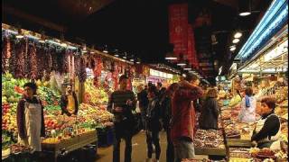 Barcellona  Mercato de La Boqueria [upl. by Aselehc903]