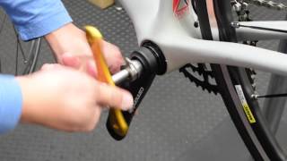 Removing Cannondale Hollowgram Cranks [upl. by Cathi]