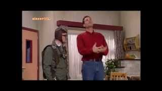 Youtube Poop Munz De parachutesprong met Gert en Octaaf [upl. by Rebmyt]