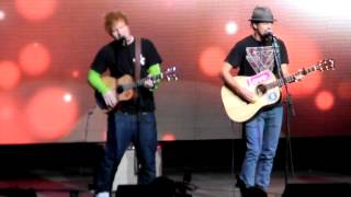 Jason Mraz and Ed Sheeran singing Empire State of Mind [upl. by Esya]