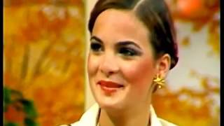 MISS UNIVERSO 1979 MISS VENEZUELA MARITZA SAYALERO EN quotNOCHE DE GIGANTESquot UCTV CHILE 1979 [upl. by Illona521]