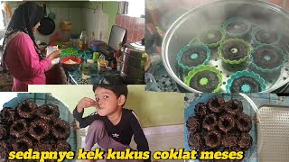 kek kukus coklat meses mini [upl. by Ecnesse]