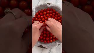 Tarte tatin aux tomates cerises rapide [upl. by Limaa]