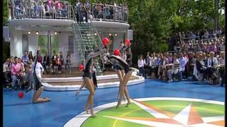 Deutsche Gruppe der Rhythmischen Sportgymnastik beim ZDF Fernsehgarten 07082011 [upl. by Cuttie563]