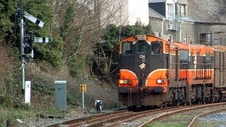 134 amp 144 on Wellington BridgeMallow beet train entering Waterford 26January2006 [upl. by Nichola845]