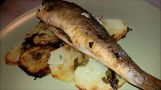 Spigole al forno con patate [upl. by Ahsenod]