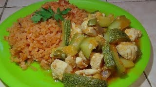 Calabacitas con pollo cocina facil [upl. by Ayotol]