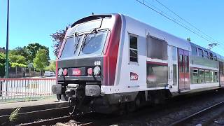 Z8800  Arrêt à la gare dIgny sur la ligne C du RER [upl. by Atinele53]