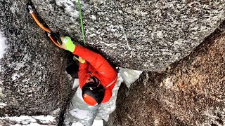 Repentance Chockstone left or right  Cathedral Ledge Ice Climbing [upl. by Kyte]