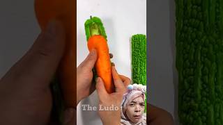 UANG LOGAM DISEMBUNYIKAN DIBUAH amazingfacts vegetables experiment shorts shortvideo [upl. by Gasperoni780]